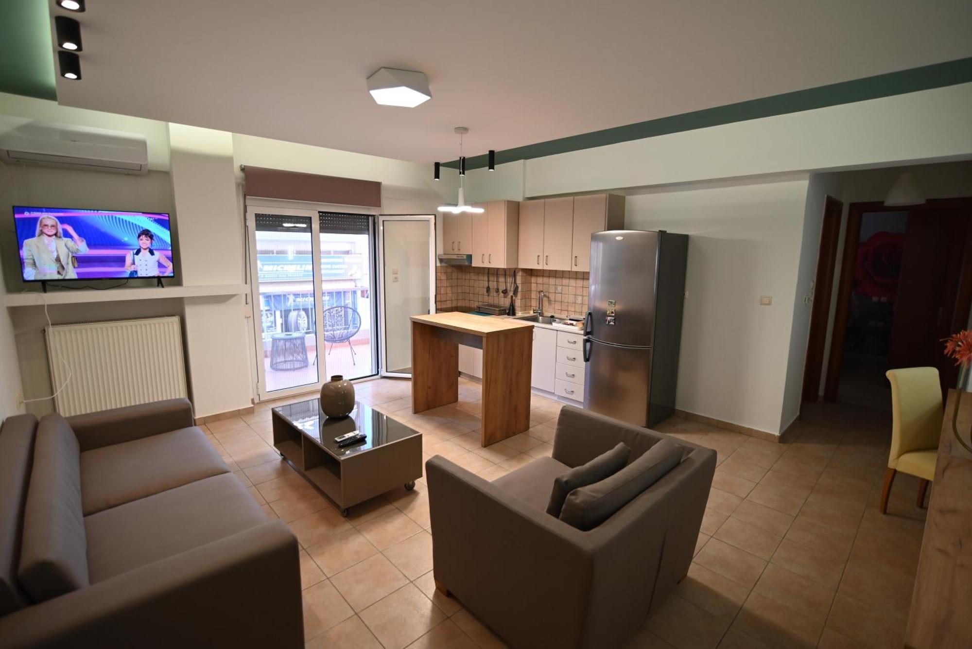 The Whole Packet A4 Center With Parking Apartment Larissa Bagian luar foto