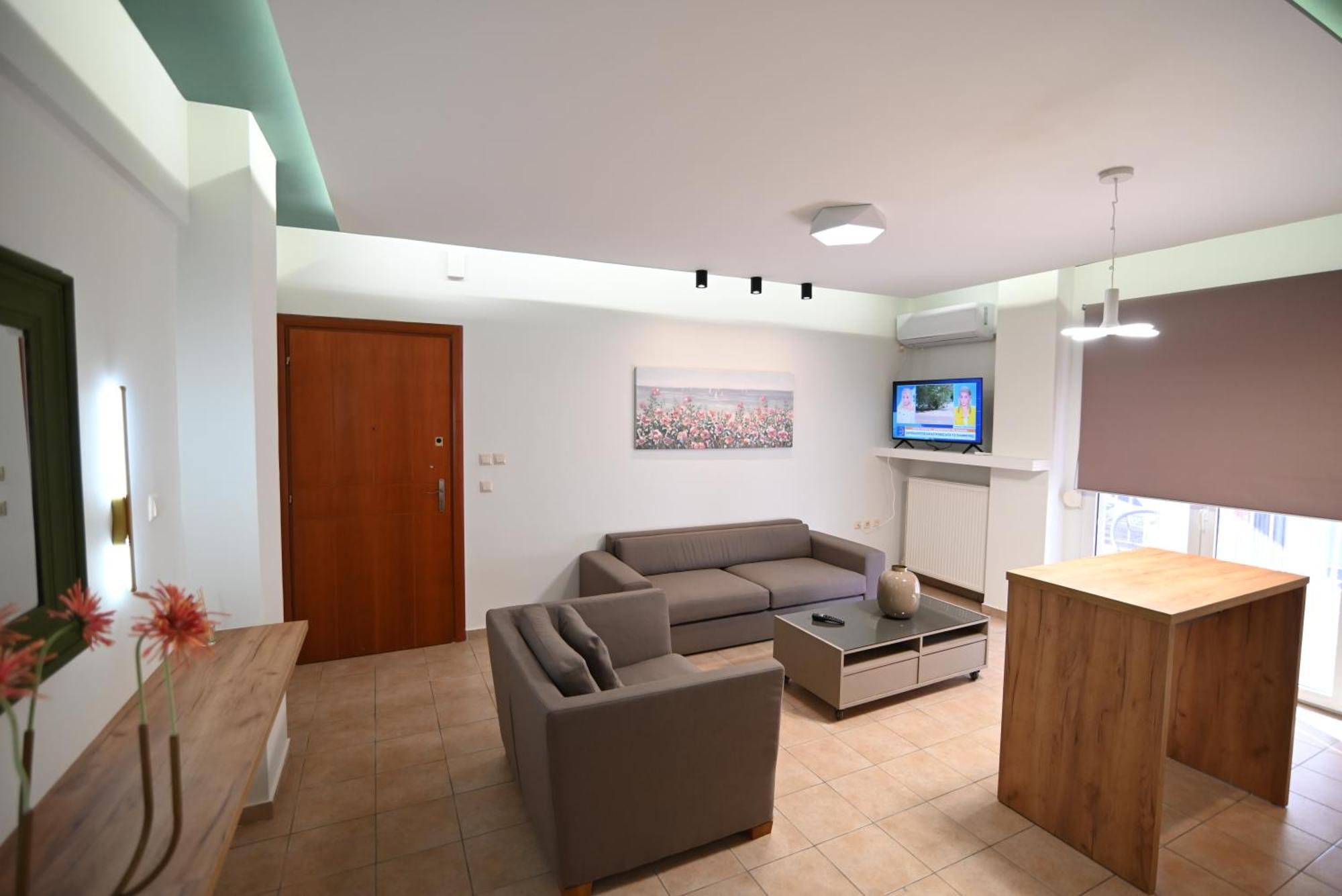 The Whole Packet A4 Center With Parking Apartment Larissa Bagian luar foto